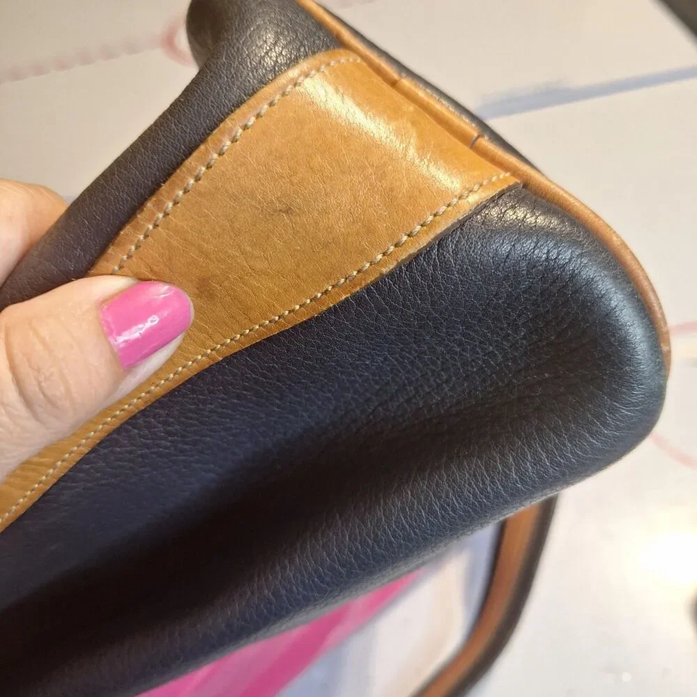 Vintage Dooney & Bourke Pebbled All Weather Leather Drawstring  Shoulder Bag - Picture 11 of 16
